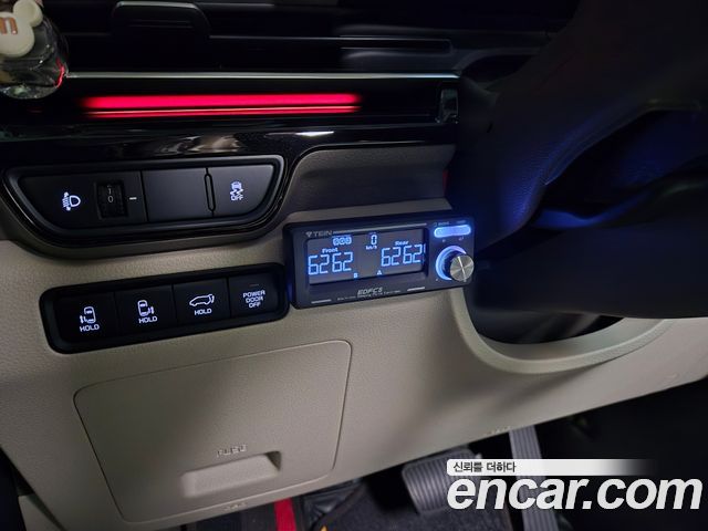 Kia Carnival Новый 4-го поколения Gasoline 9-Seater Hi Limousine Signature - фото 3