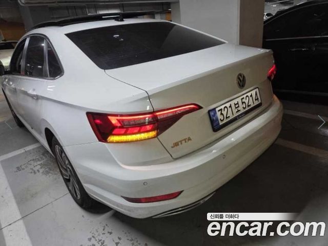 Volkswagen Jetta 7-го поколения 1.4 TSI Prestige - фото 2