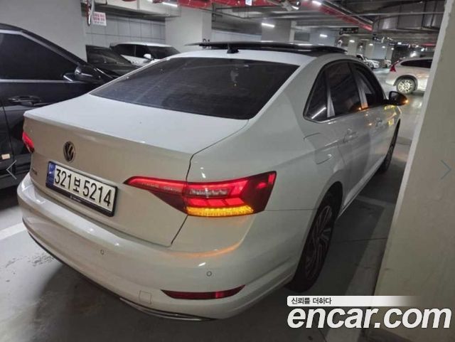 Volkswagen Jetta 7-го поколения 1.4 TSI Prestige - фото 3
