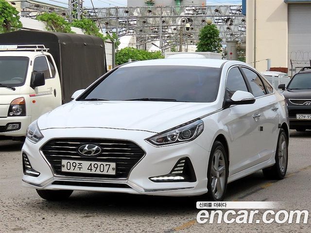 Hyundai Sonata 2.0 Smart Spicial - фото 1