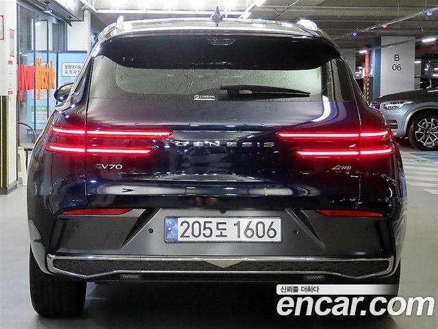 Genesis GV70 3.5T Gasoline AWD - фото 4