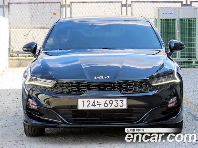 Kia K5 3-го поколения 2.0 Prestige - фото 0