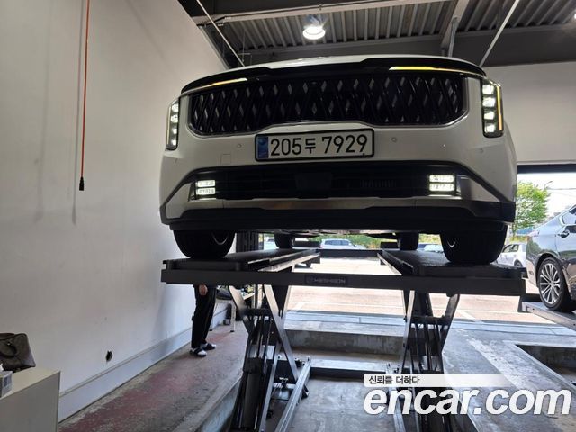 Kia Carnival Новый 4-го поколения HEV 9seater Signature - фото 0