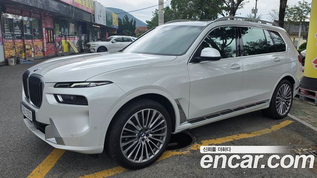 BMW X7 G07 xDrive 40i Design Pure Excellence 6-Seater - фото 1