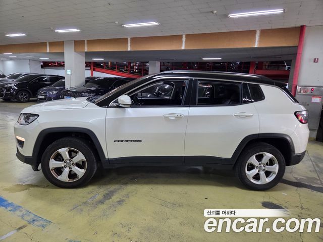 Jeep Compass 2-го поколения 2.4 Limitied AWD - фото 2