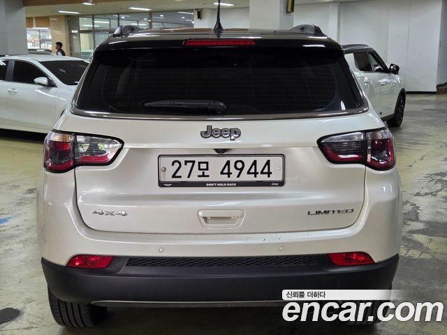 Jeep Compass 2-го поколения 2.4 Limitied AWD - фото 3