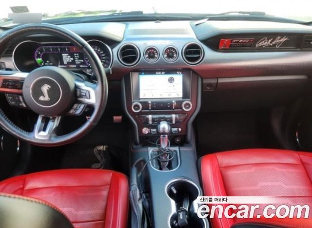 Ford Mustang Coupe - фото 2