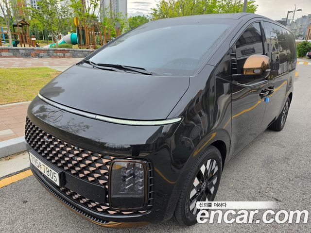 Hyundai Staria Lounge 9-Seater Inspiration - фото 1