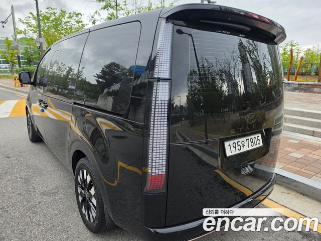 Hyundai Staria Lounge 9-Seater Inspiration - фото 3