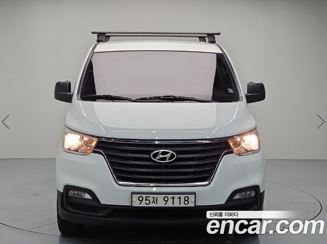 Hyundai Starex Новый Van 3-Seater Style - фото 1