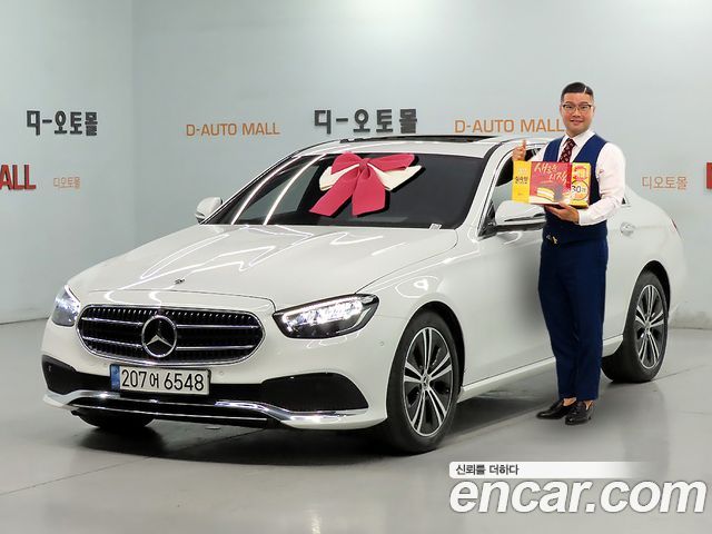 Mercedes-Benz E-Class W213 E250 Avantgarde - фото 0