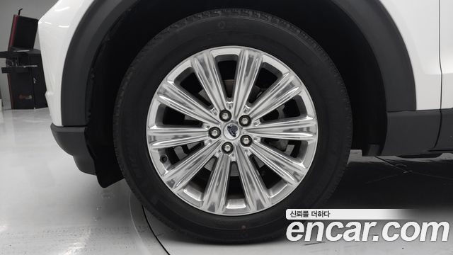 Ford Explorer 6-го поколения 2.3 LimIted 4WD - фото 4