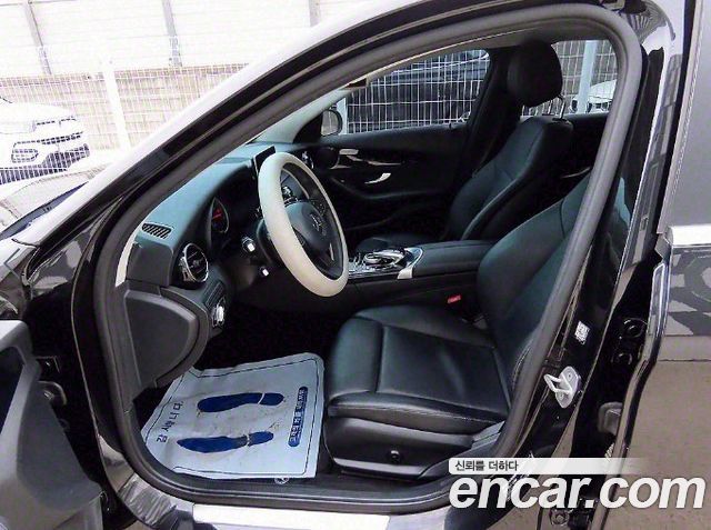 Mercedes-Benz C-Class W205 C200 d - фото 4