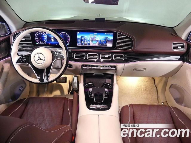 Mercedes-Benz GLS-Class X167 Maybach GLS600 4MATIC - фото 3
