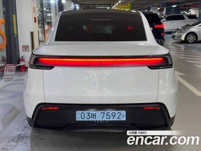 Tesla Model Y Premium RWD - фото 4