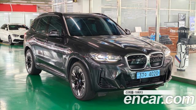 BMW iX3 M Sports - фото 0