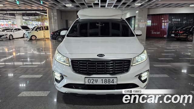 Kia Carnival Новый 9-Seater Noblesse Special - фото 0
