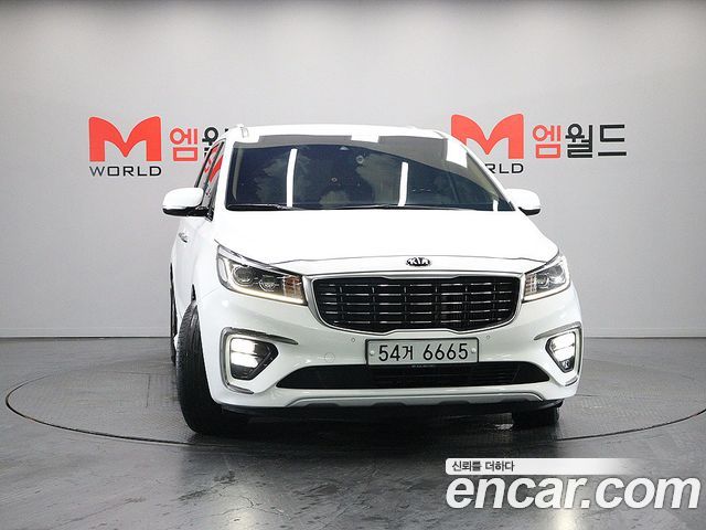 Kia Carnival Новый 7-Seater Limousine VIP - фото 1