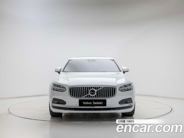 Volvo S90 B6 AWD Ultimate Bright - фото 1