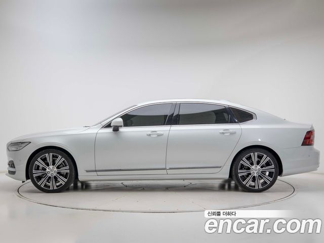 Volvo S90 B6 AWD Ultimate Bright - фото 2
