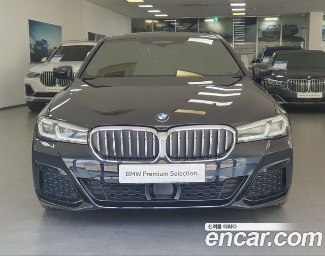BMW 5-Series G30 530i M Sport Package - фото 0