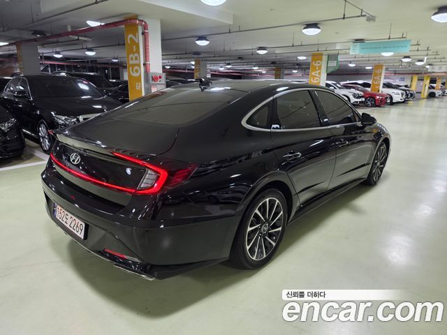 Hyundai Sonata DN8 1.6 Turbo Premium Family - фото 2
