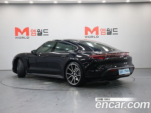 Porsche Taycan Base - фото 3