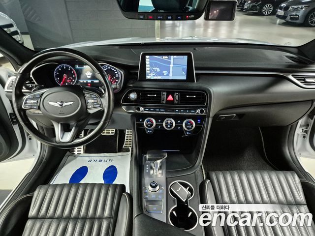 Genesis G70 2.0T Sport Package - фото 4