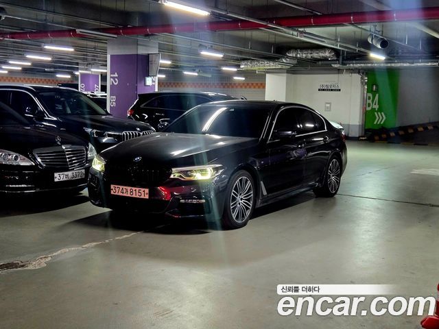 BMW 5-Series G30 530i M Sport Package Plus - фото 2