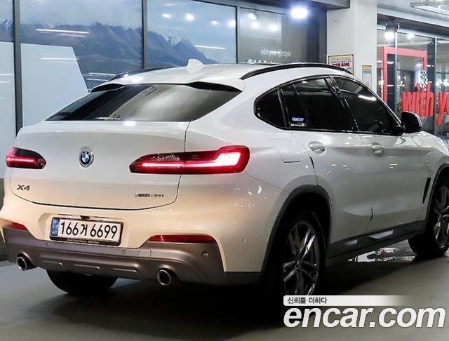 BMW X4 G02 xDrive20i M Sport X - фото 3