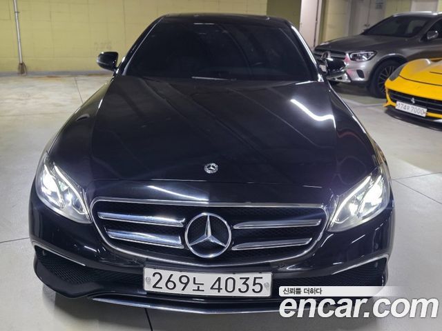 Mercedes-Benz E-Class W213 E250 Avantgarde - фото 0