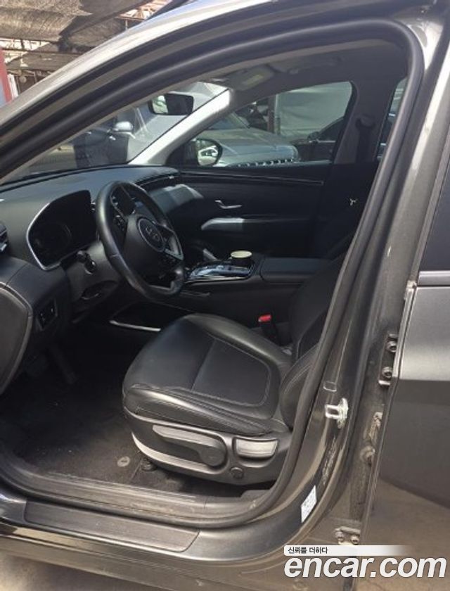 Hyundai Tucson NX4 Diesel 2.0 2WD Premium - фото 4