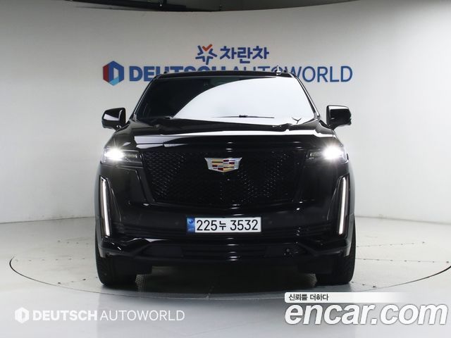 Cadillac Escalade 5-го поколения 6.2 Sports Platinum - фото 2