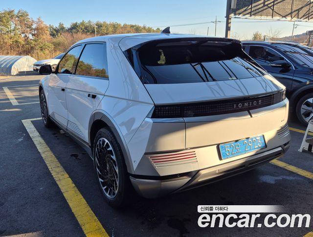 Hyundai Ioniq5 Long Range AWD Prestige - фото 1