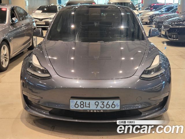 Tesla Model 3 Long Range AWD - фото 0