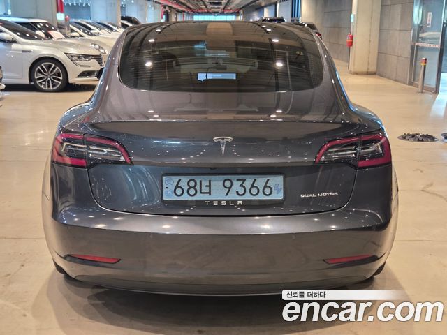 Tesla Model 3 Long Range AWD - фото 3