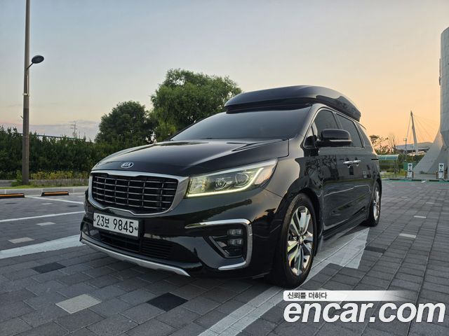 Kia Carnival Новый 9-Seater Hi-Limousine Prestige Hiroof - фото 0
