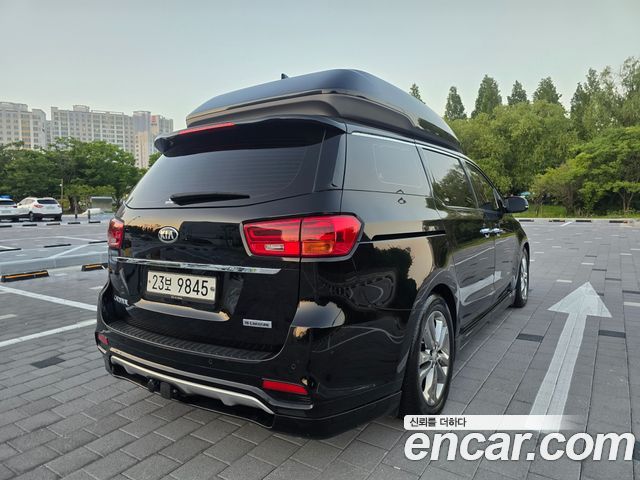 Kia Carnival Новый 9-Seater Hi-Limousine Prestige Hiroof - фото 3