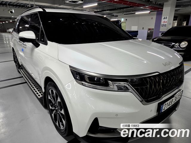 Kia Carnival 4-го поколения 9-Seater Noblesse - фото 1