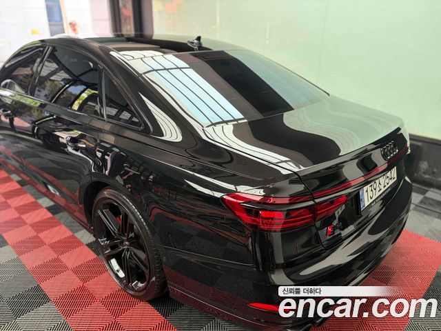 Audi S8 D5 4.0 TFSI Quattro LWB - фото 4