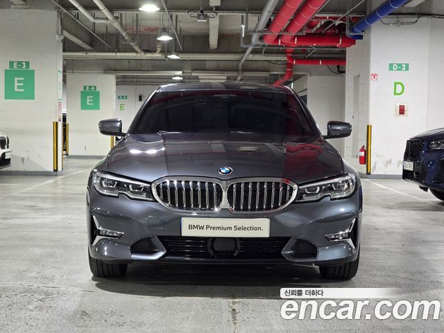 BMW 3-Series G20 320i Luxury - фото 1