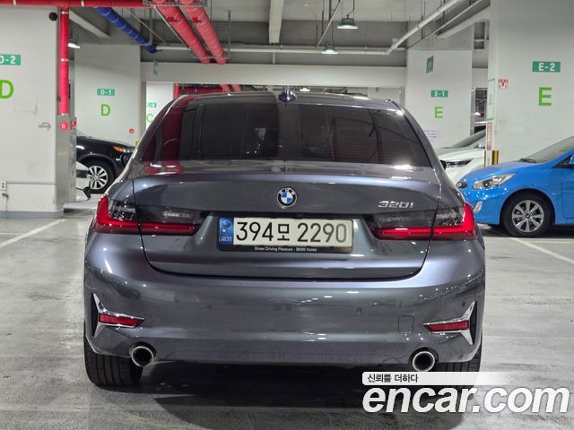 BMW 3-Series G20 320i Luxury - фото 2