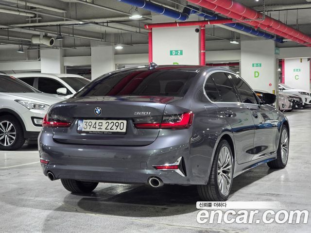 BMW 3-Series G20 320i Luxury - фото 3