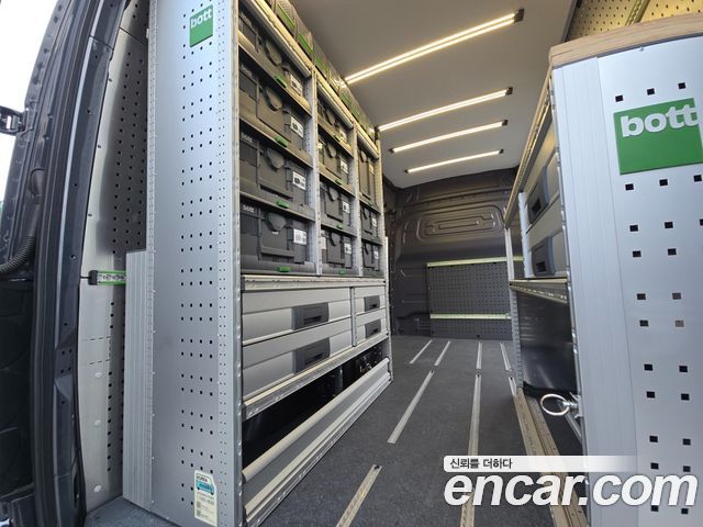 Mercedes-Benz Sprinter 3.0 Diesel W907 - фото 0