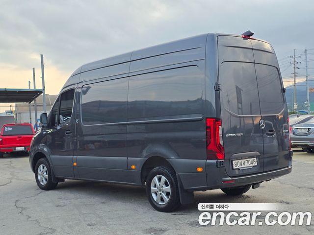 Mercedes-Benz Sprinter 3.0 Diesel W907 - фото 4