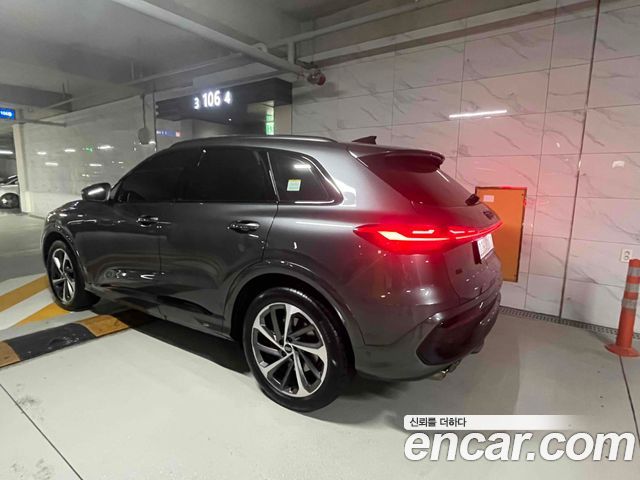 Audi Q5 40 TDI Quattro S Line Black Edition - фото 3