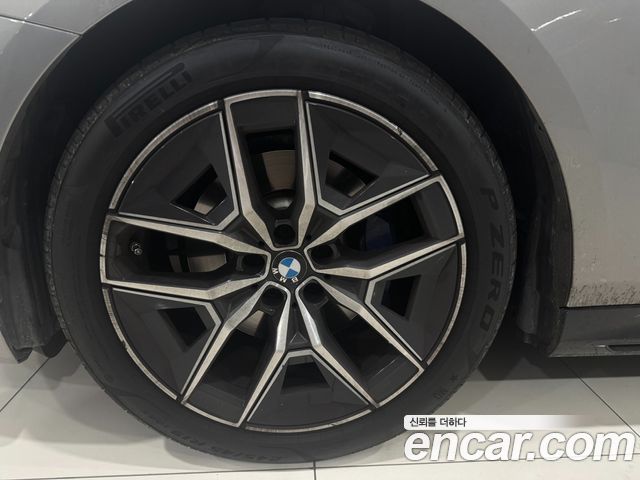 BMW 5-Series G60 520i M Sport - фото 4