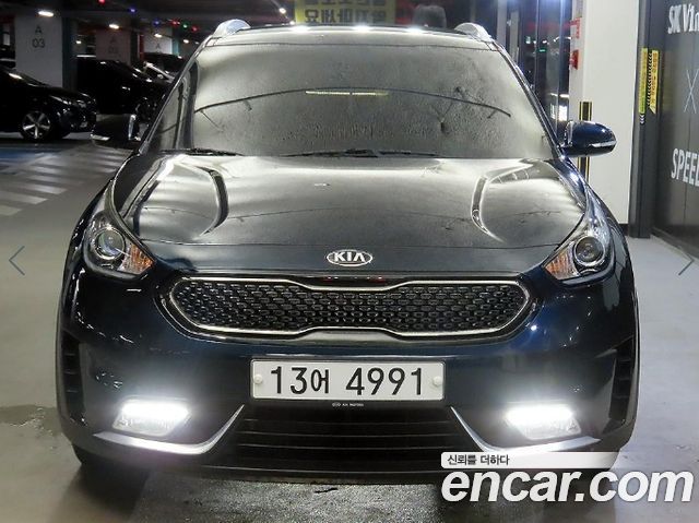Kia Niro Prestige - фото 1