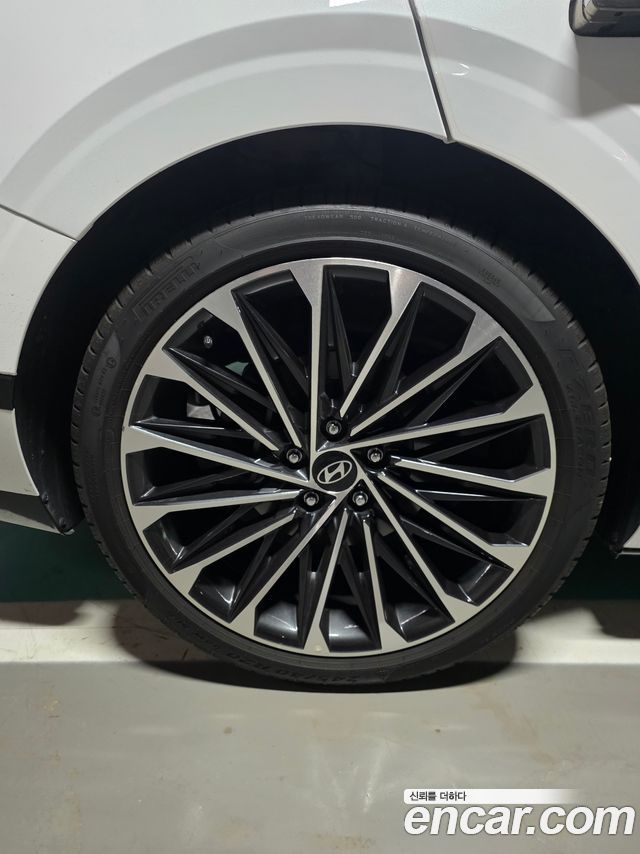Hyundai Grandeur GN7, гибрид Calligraphy - фото 4