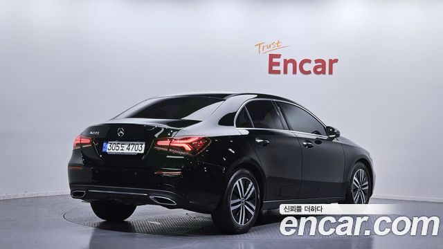 Mercedes-Benz A-Class W177 A220 Sedan - фото 1